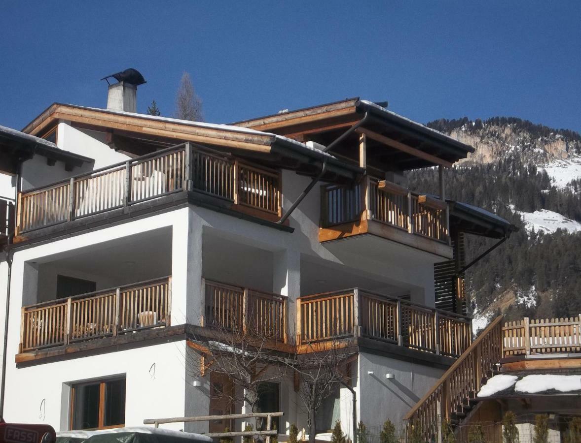 Casa Lory Apartment Vigo di Fassa Luaran gambar