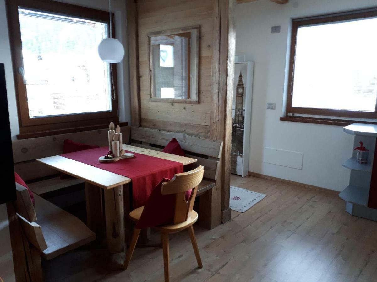 Casa Lory Apartment Vigo di Fassa Luaran gambar